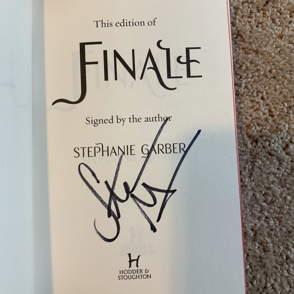 Autographed Finale by Stephanie Garber Special Ed
